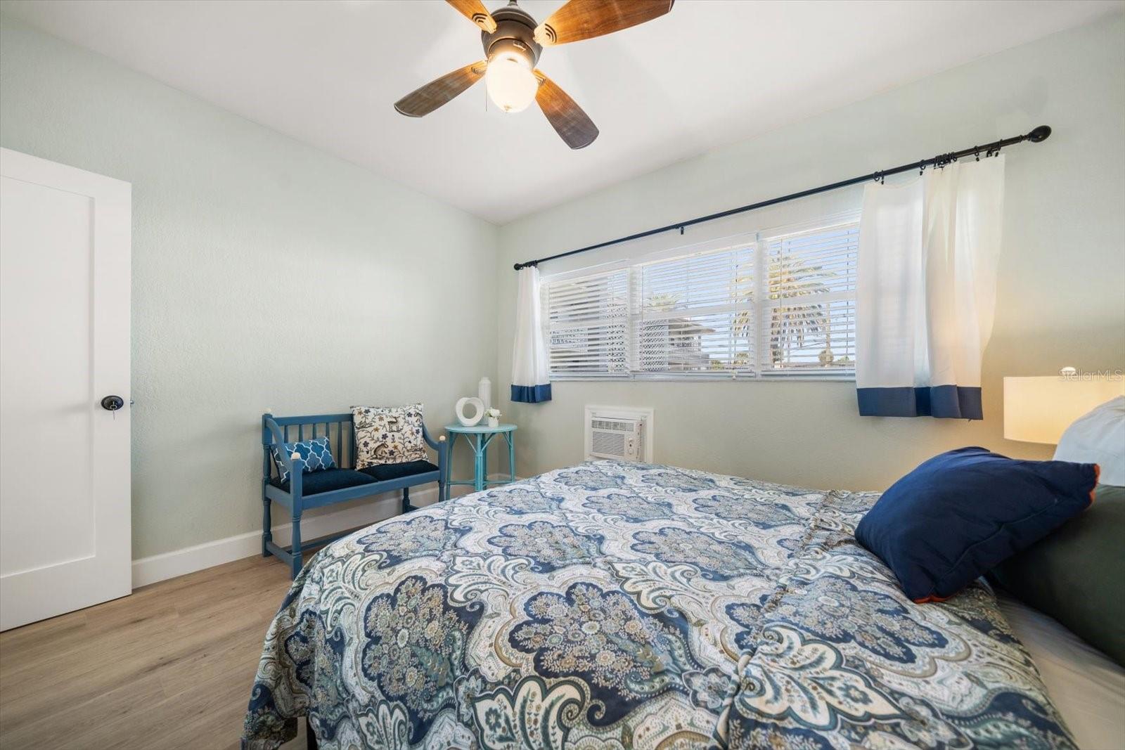 SUNSET PLAZA APTS CONDO - Residential