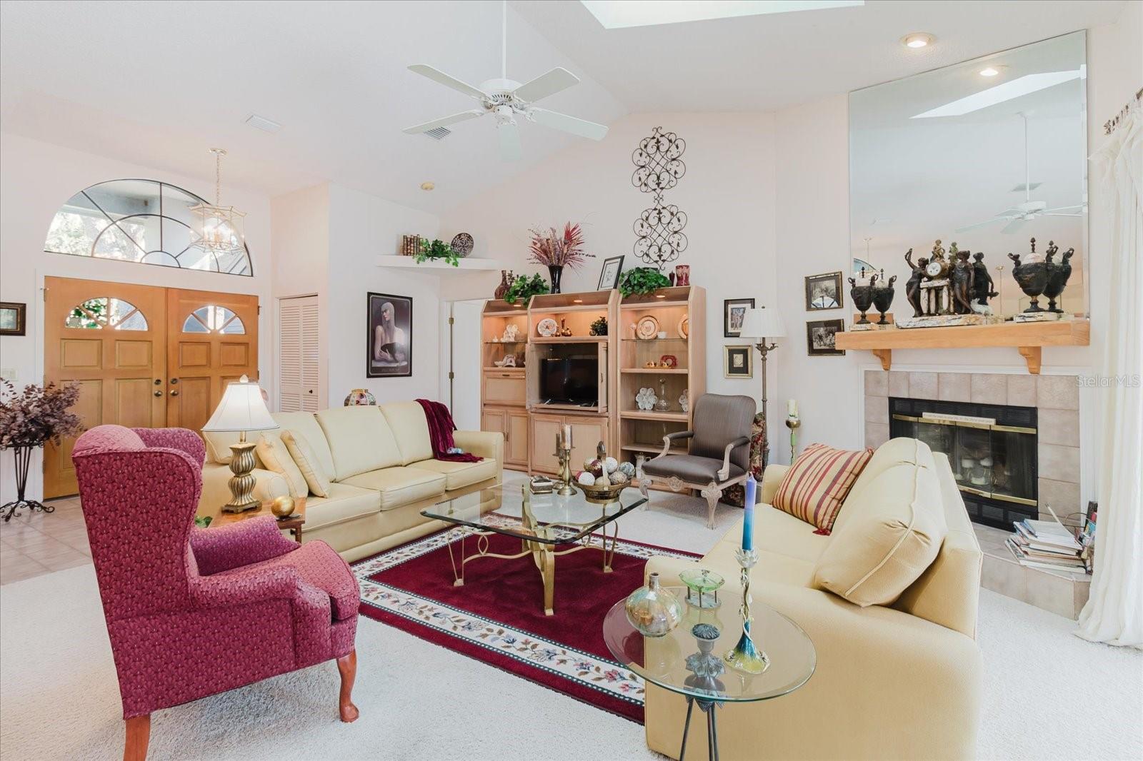 SHADOWLAKE VILLAGE AT WOODFIELD - Residential