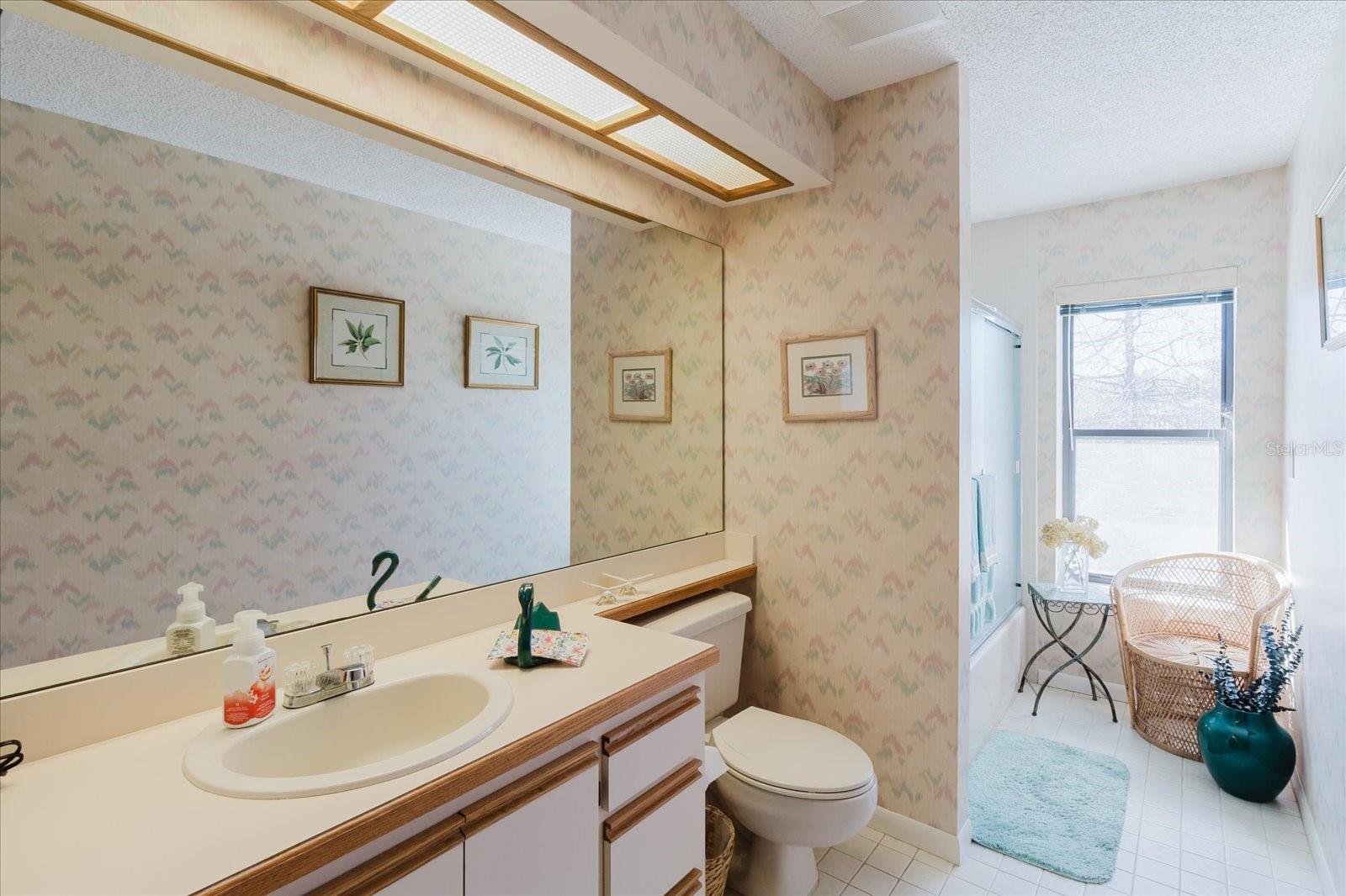 SHADOWLAKE VILLAGE AT WOODFIELD - Residential