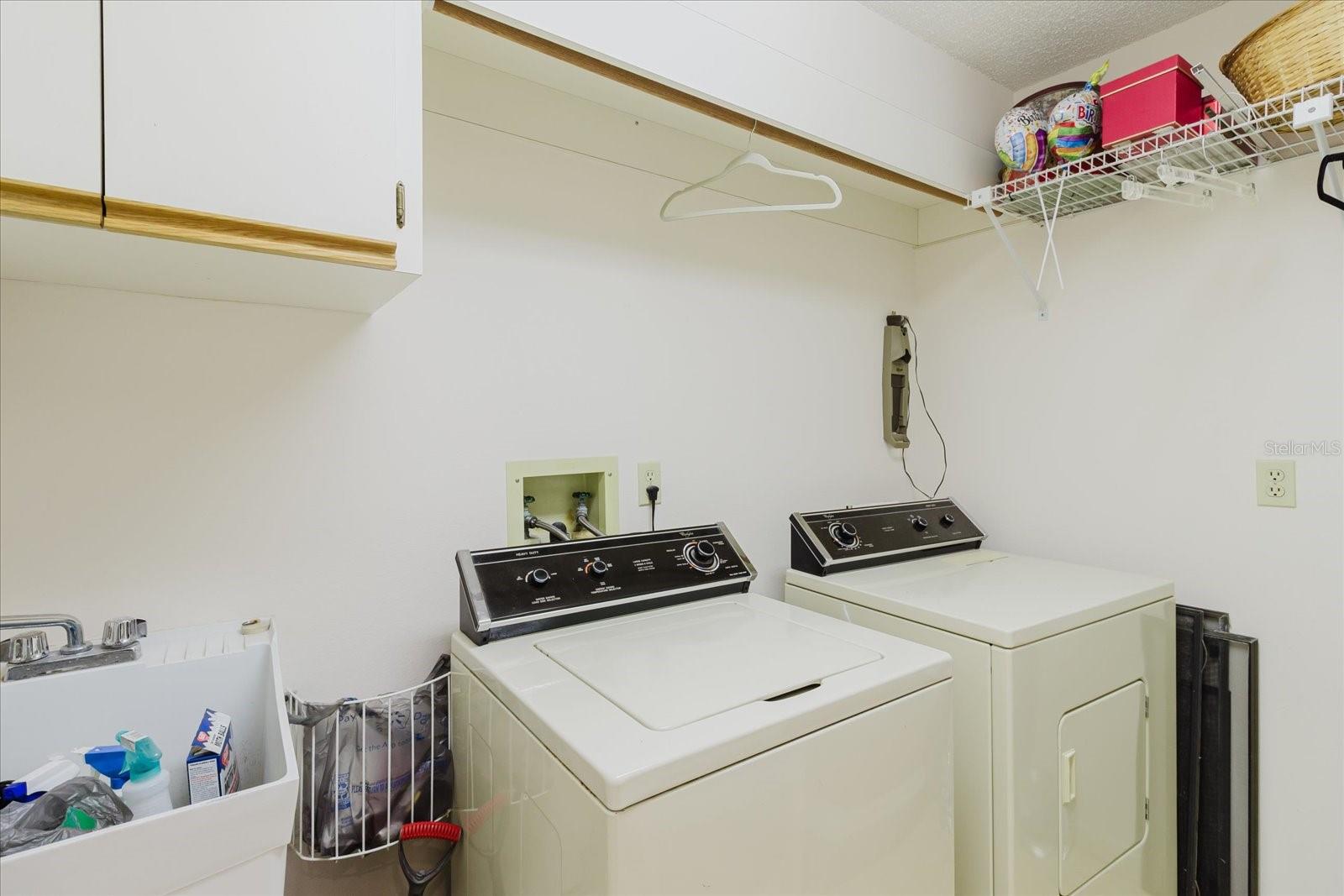 SHADOWLAKE VILLAGE AT WOODFIELD - Residential