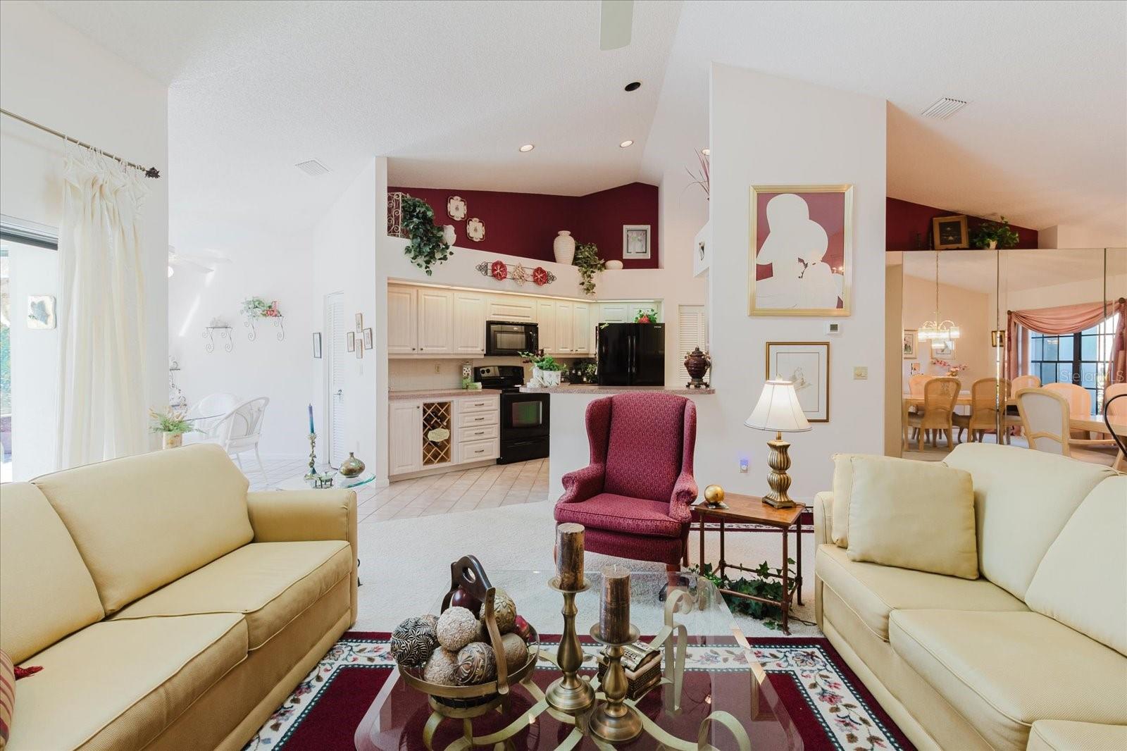 SHADOWLAKE VILLAGE AT WOODFIELD - Residential