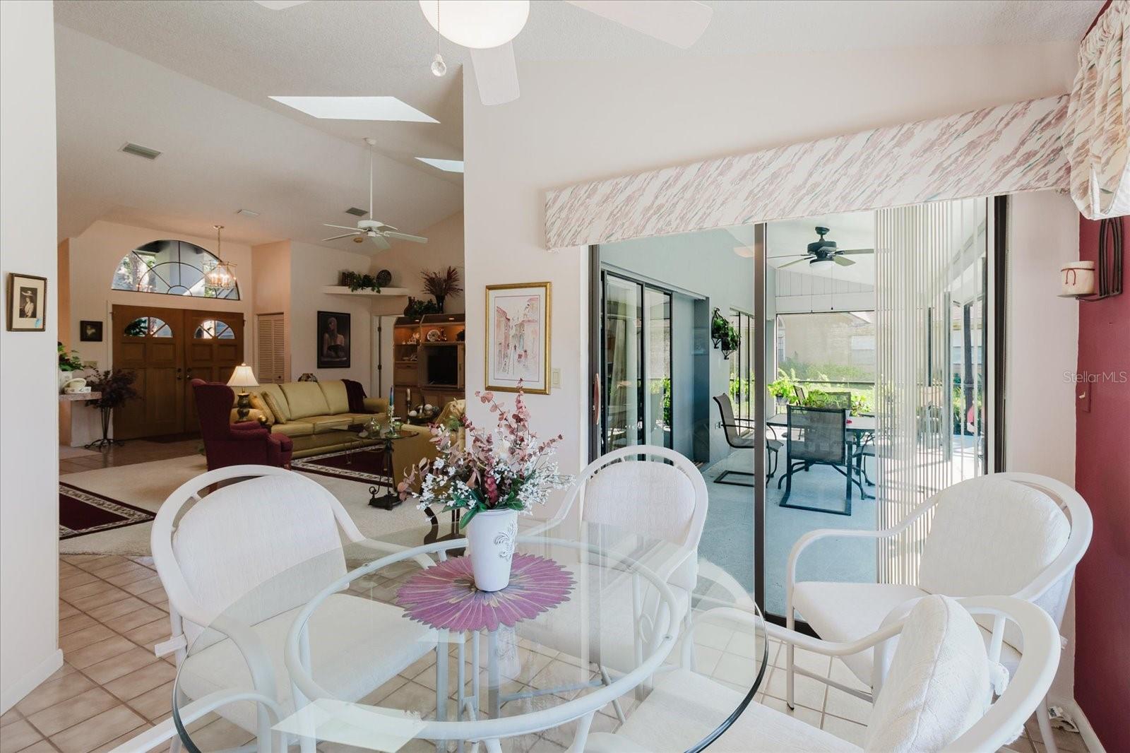 SHADOWLAKE VILLAGE AT WOODFIELD - Residential