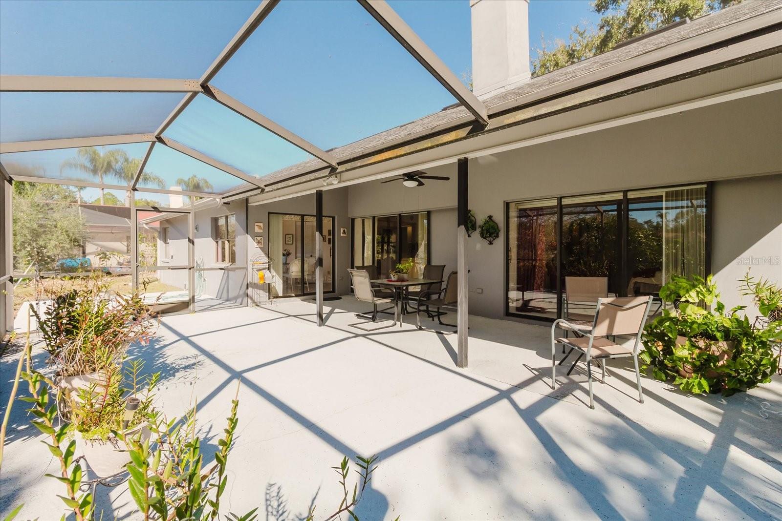 SHADOWLAKE VILLAGE AT WOODFIELD - Residential