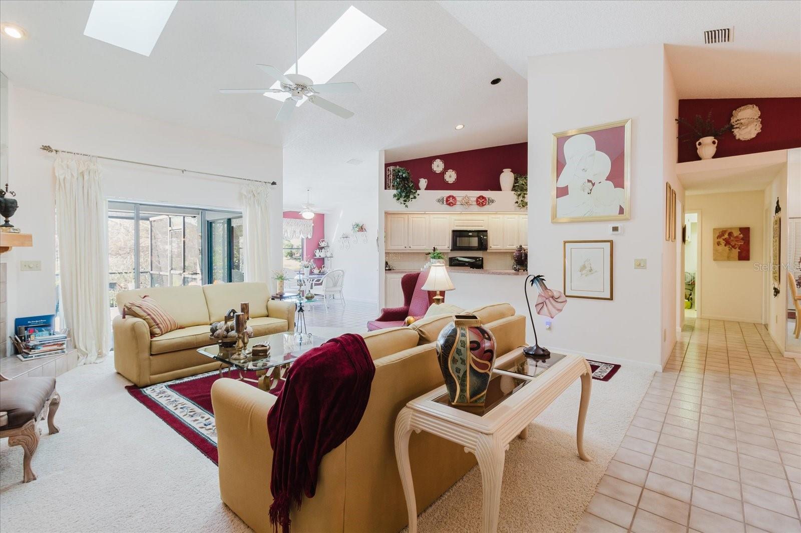 SHADOWLAKE VILLAGE AT WOODFIELD - Residential