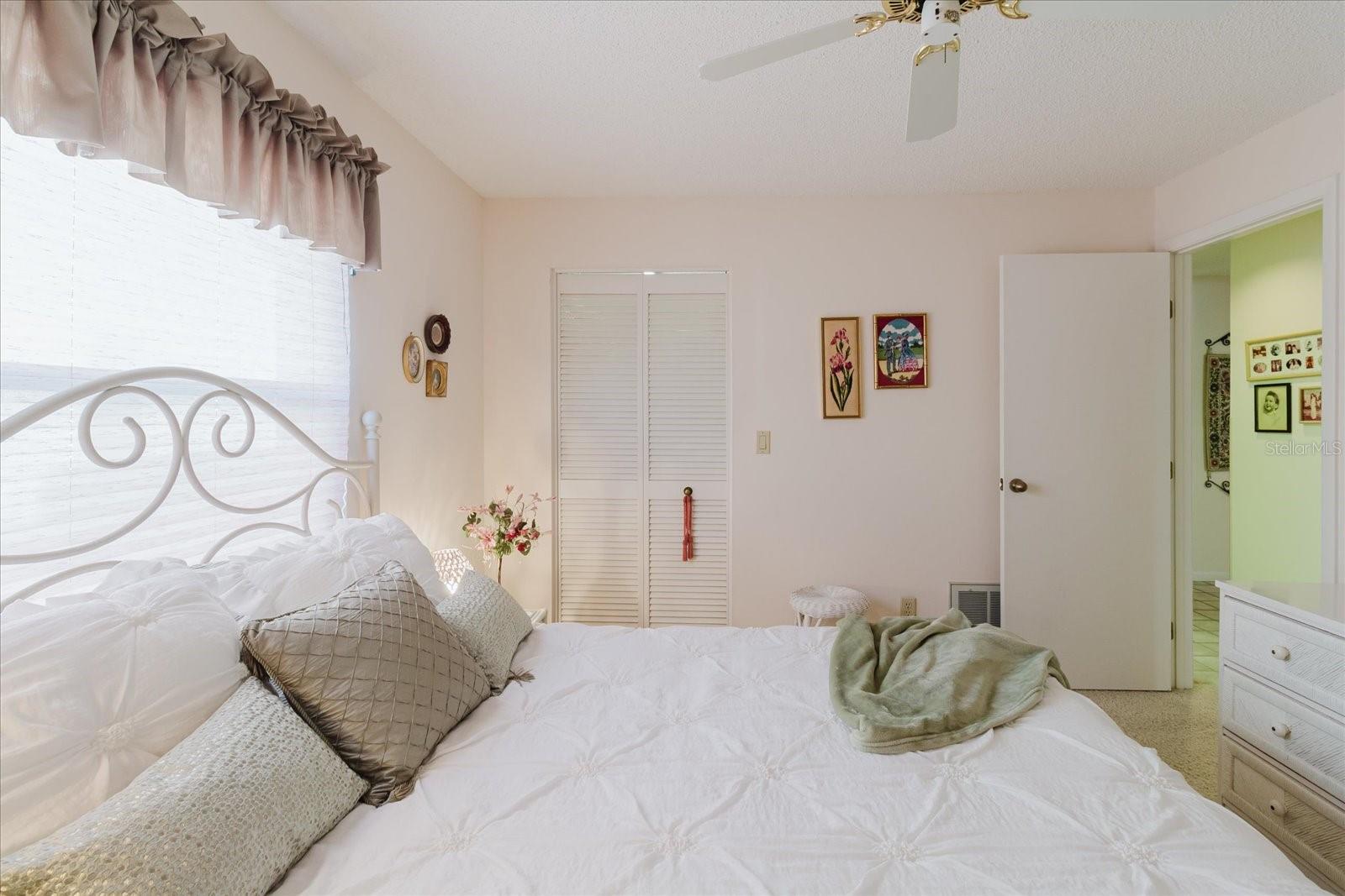 SHADOWLAKE VILLAGE AT WOODFIELD - Residential