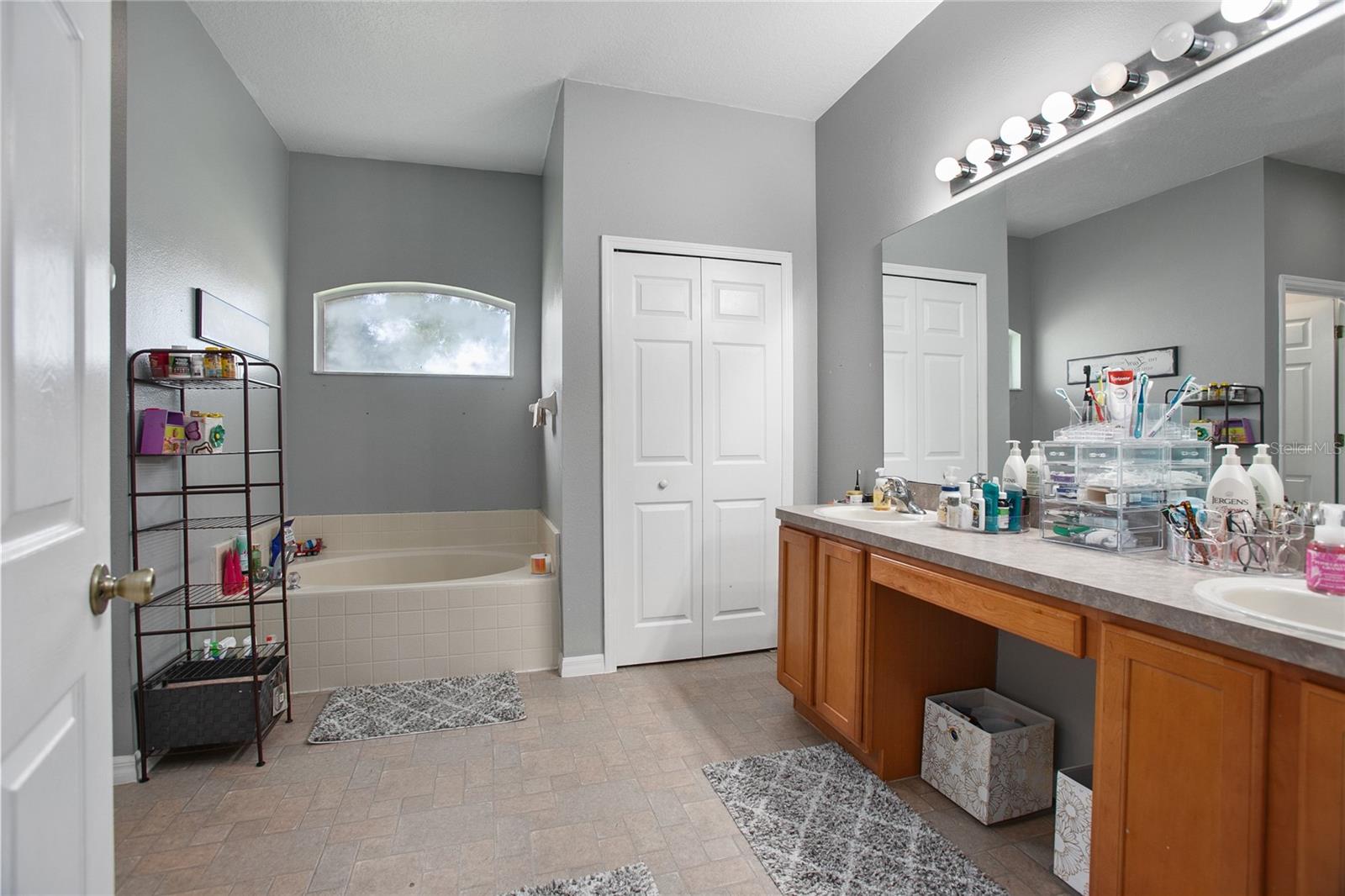 DELAND - Residential