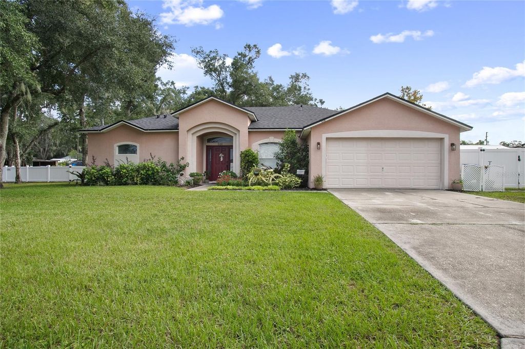 Photo of 516 Grace Avenue, Deland, FL 32724 (MLS # V4945109)