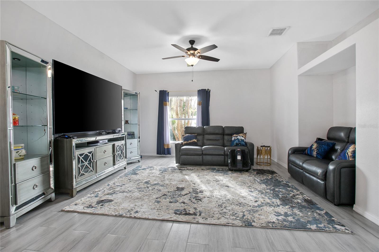 DELAND - Residential