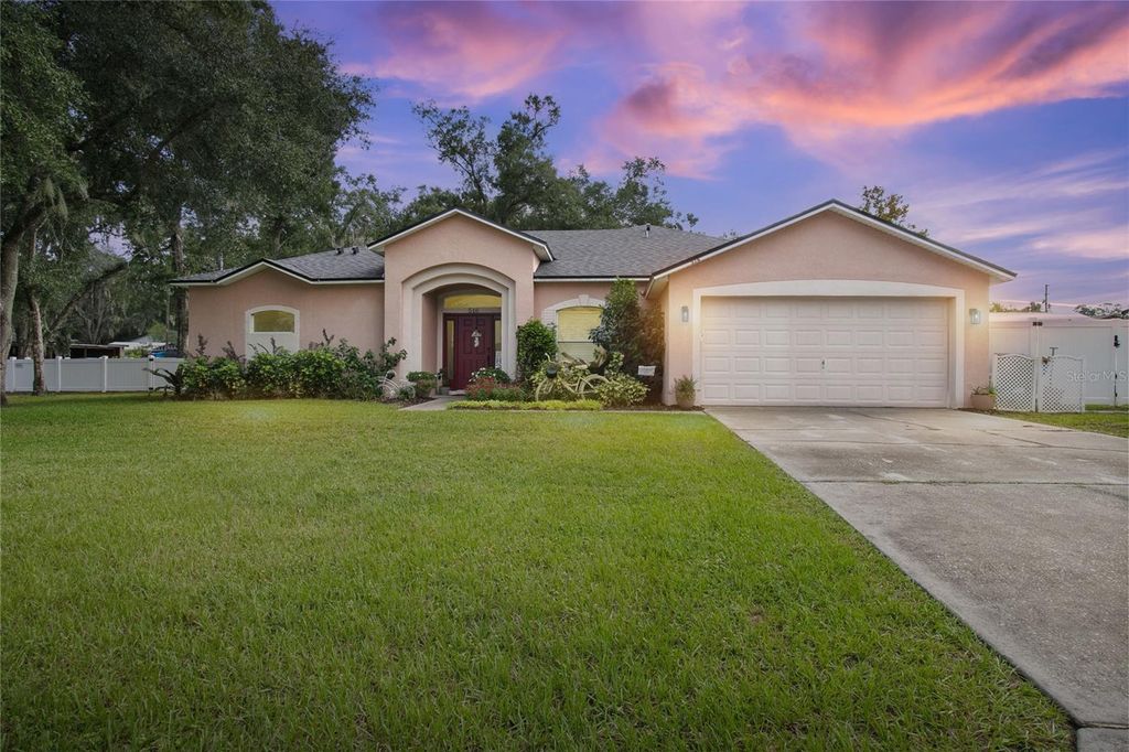 Photo of 516 Grace Avenue, Deland, FL 32724 (MLS # V4945109)