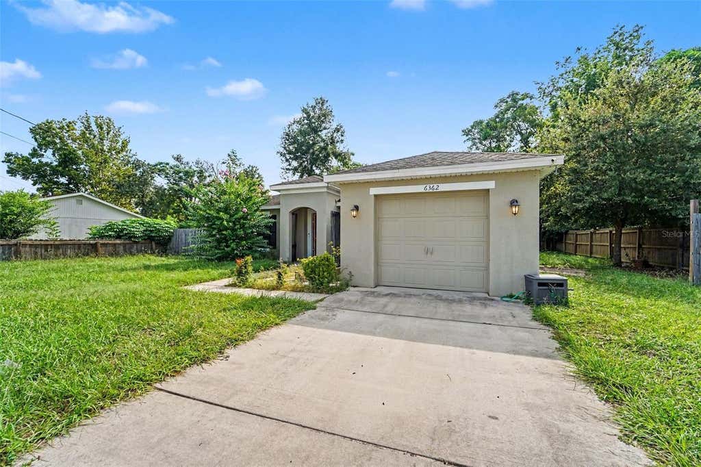 Photo of 6362 Enterprise Drive, Brooksville, FL 34602 (MLS # TB8541771)