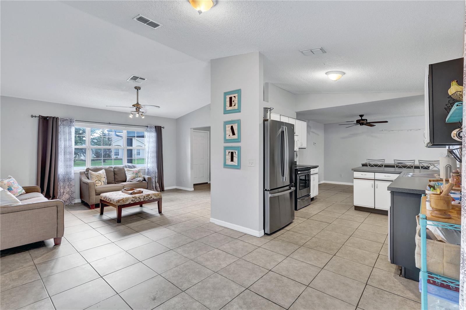 504 EAGLE COURT