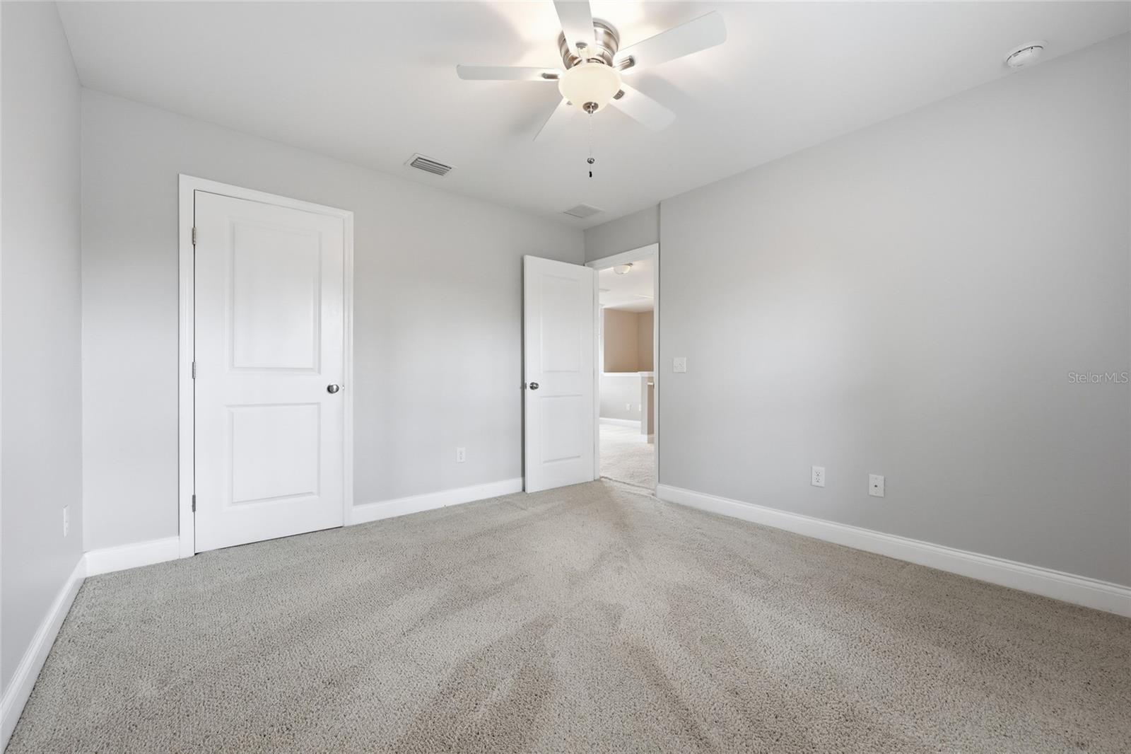 WELLINGTON PLACE - Residential