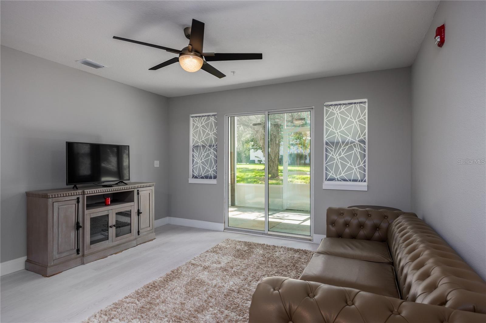 THE OAKS - Residential