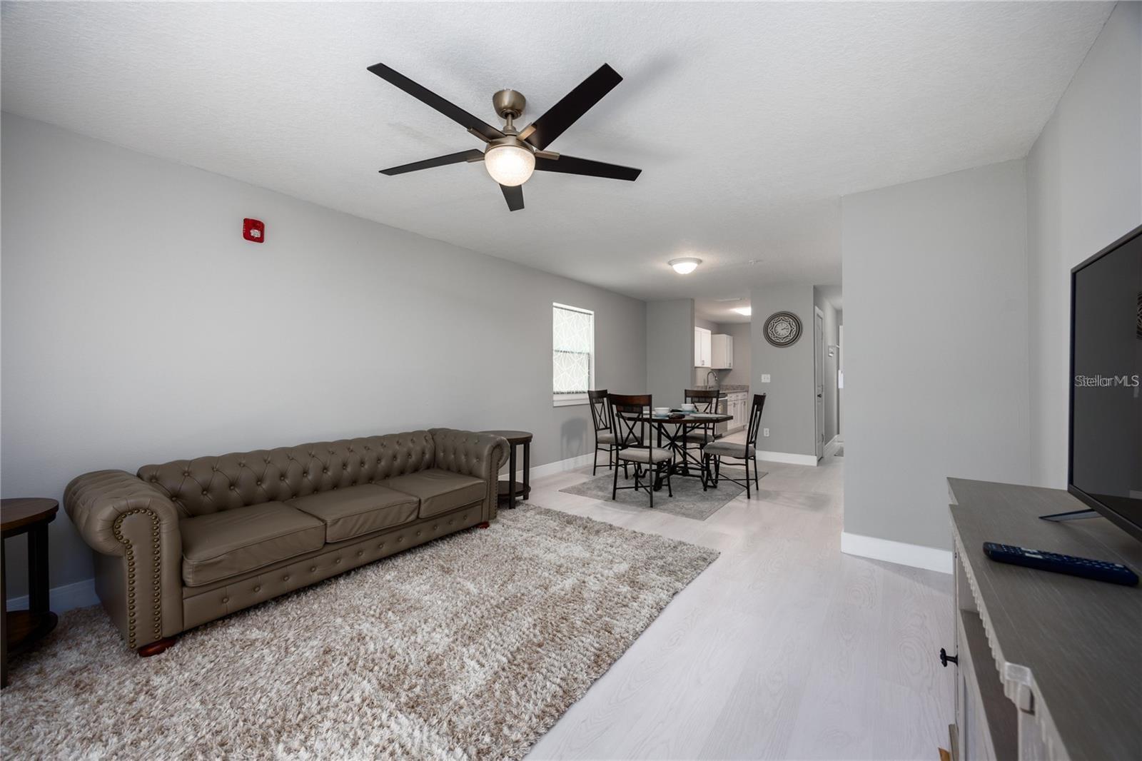 THE OAKS - Residential