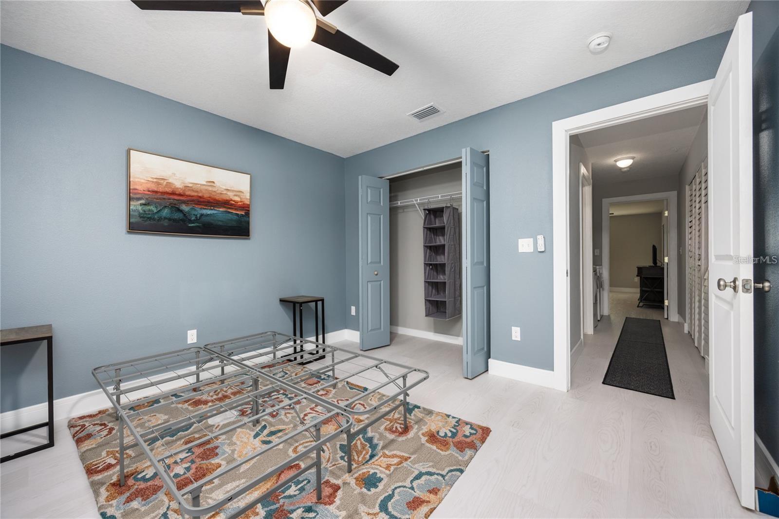 THE OAKS - Residential