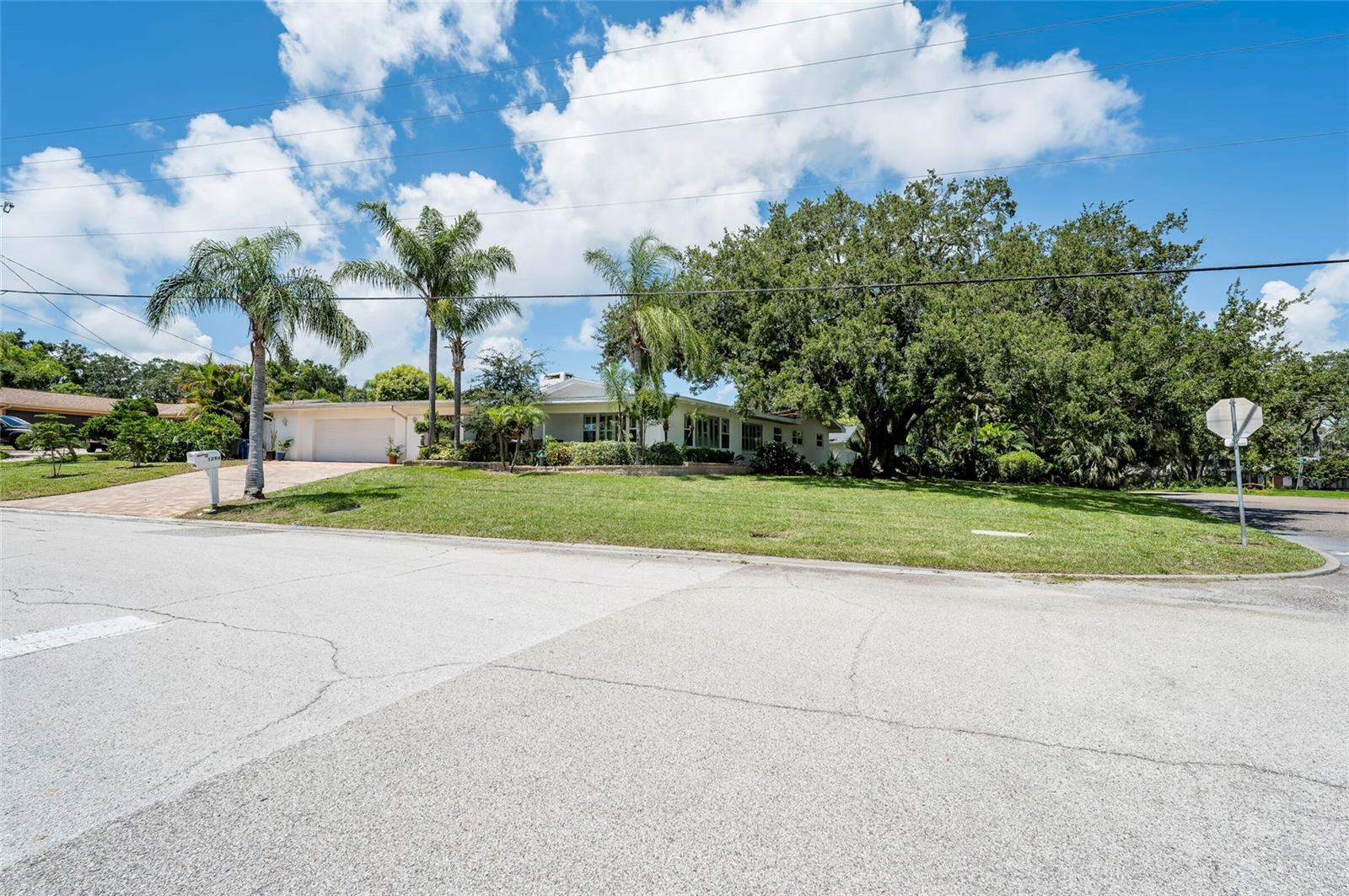 1294 FAIRWAY DRIVE