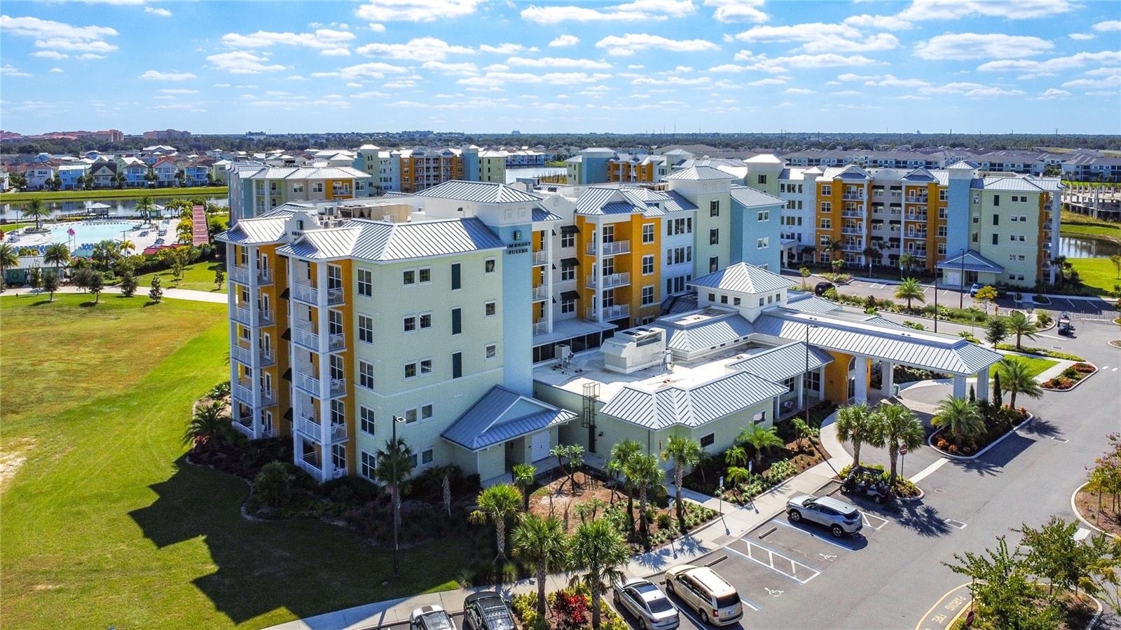 SUNSET WALK HOTEL CONDO PH 1 - Residential