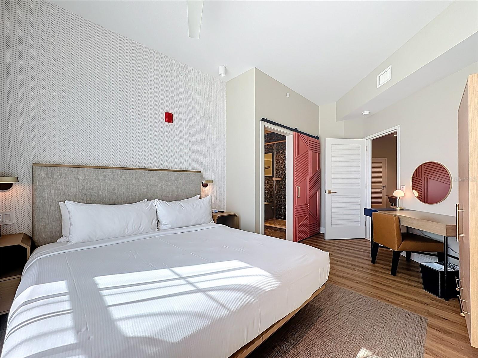 SUNSET WALK HOTEL CONDO PH 1 - Residential