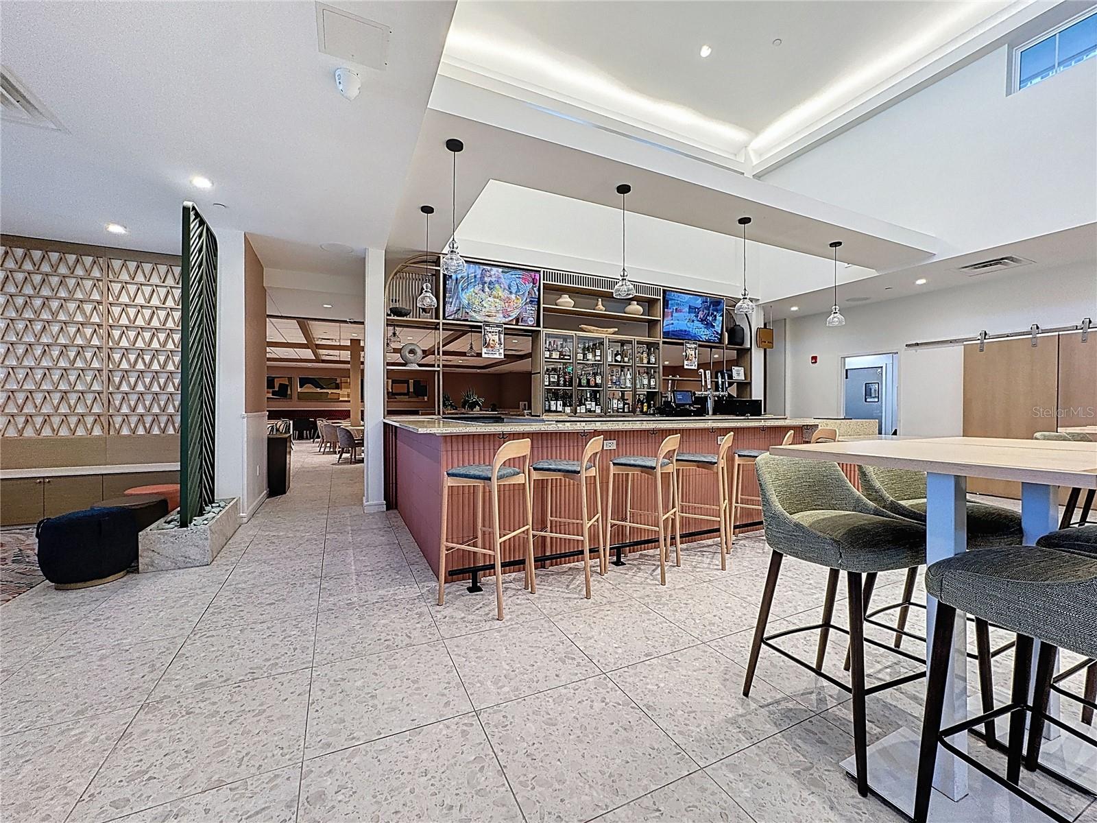 SUNSET WALK HOTEL CONDO PH 1 - Residential