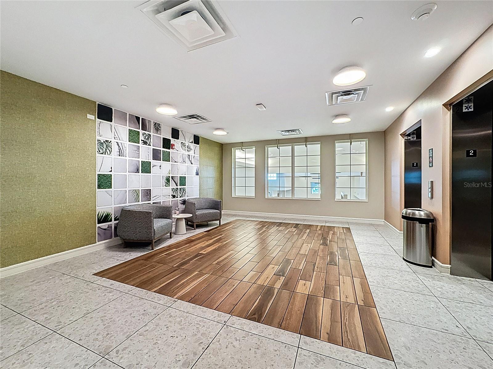 SUNSET WALK HOTEL CONDO PH 1 - Residential