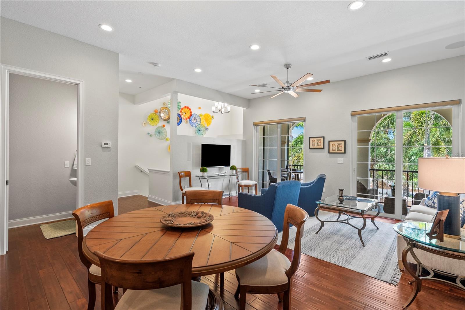 ISLAND COURT VENICE - Residential