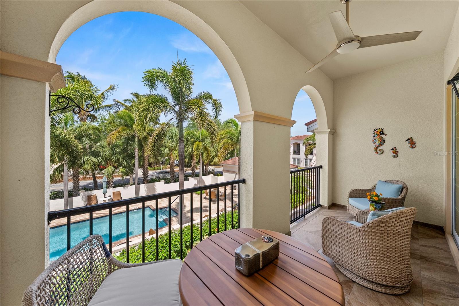 ISLAND COURT VENICE - Residential