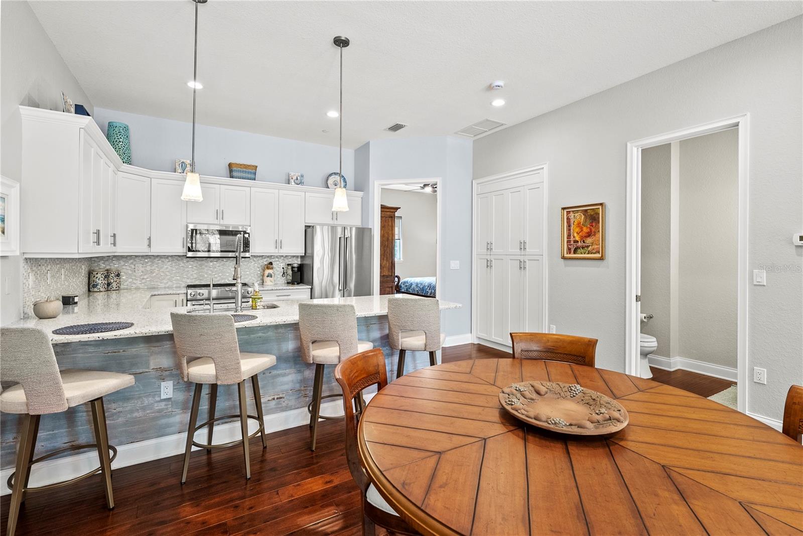 ISLAND COURT VENICE - Residential