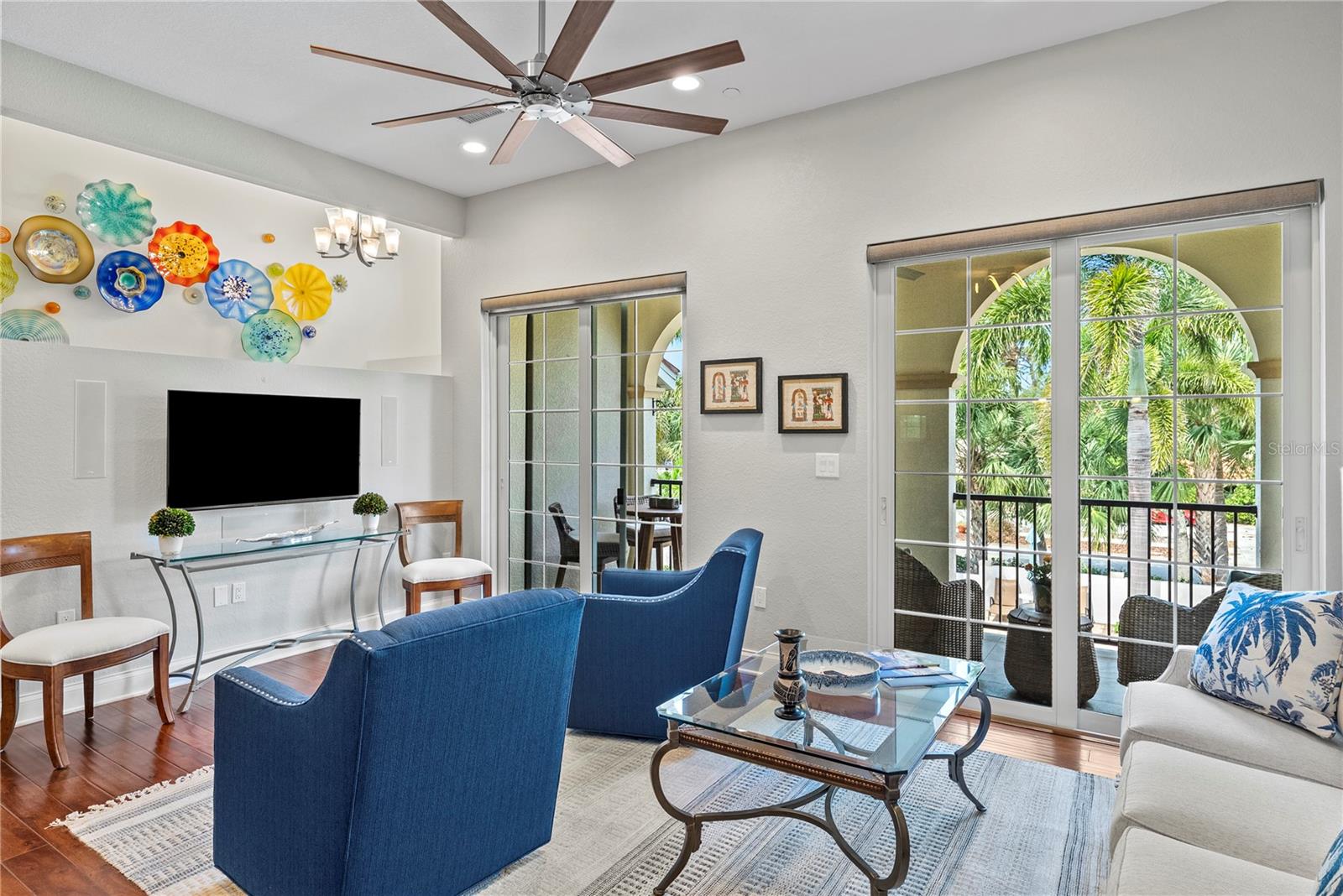 ISLAND COURT VENICE - Residential