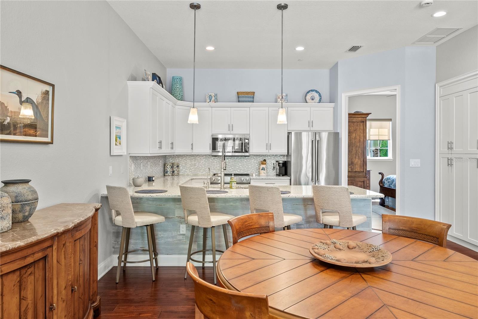 ISLAND COURT VENICE - Residential