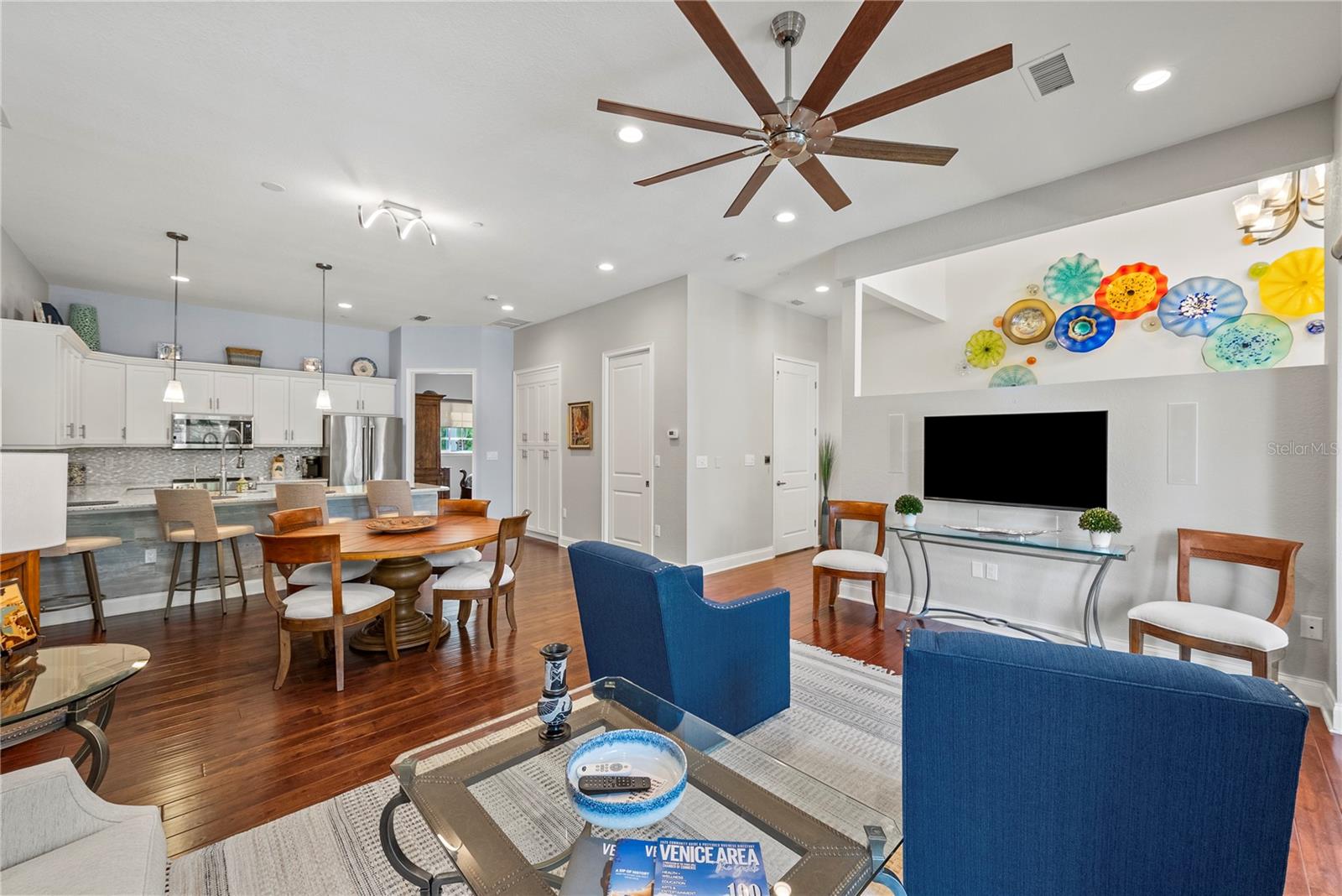 ISLAND COURT VENICE - Residential