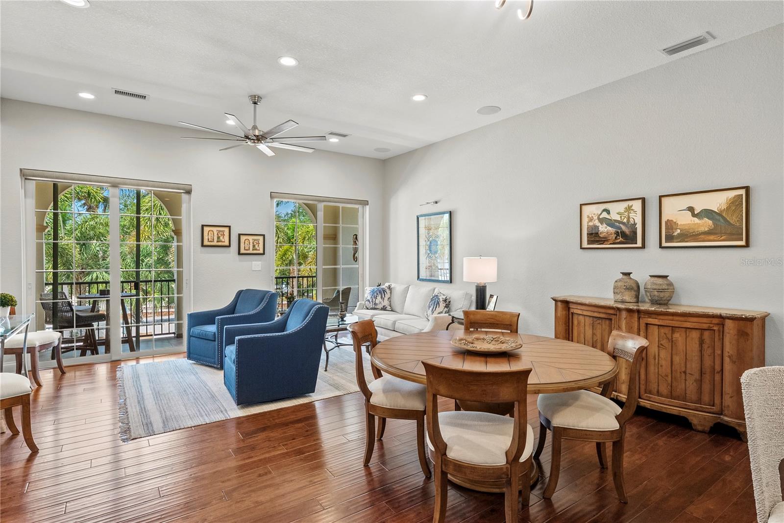 ISLAND COURT VENICE - Residential