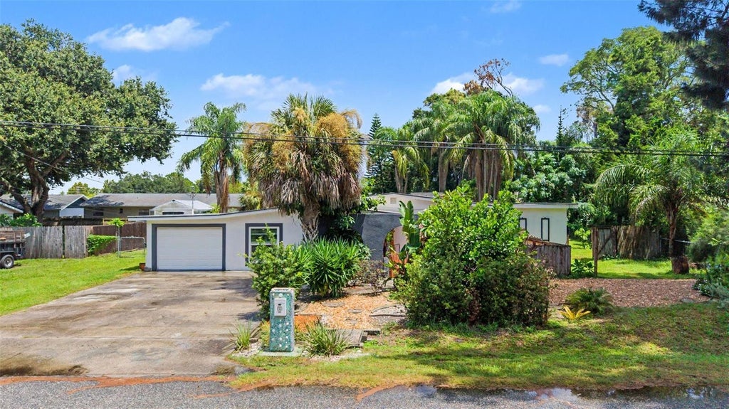 Photo of 2767 Belle Haven Drive, Clearwater, FL 33763 (MLS # TB8542043)