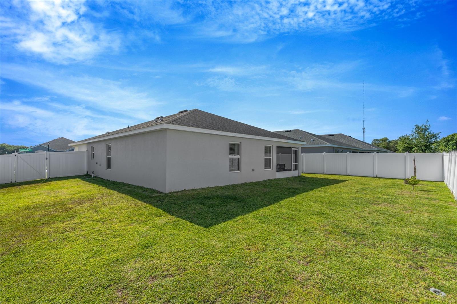 ENCLAVE/LK MYRTLE - Residential