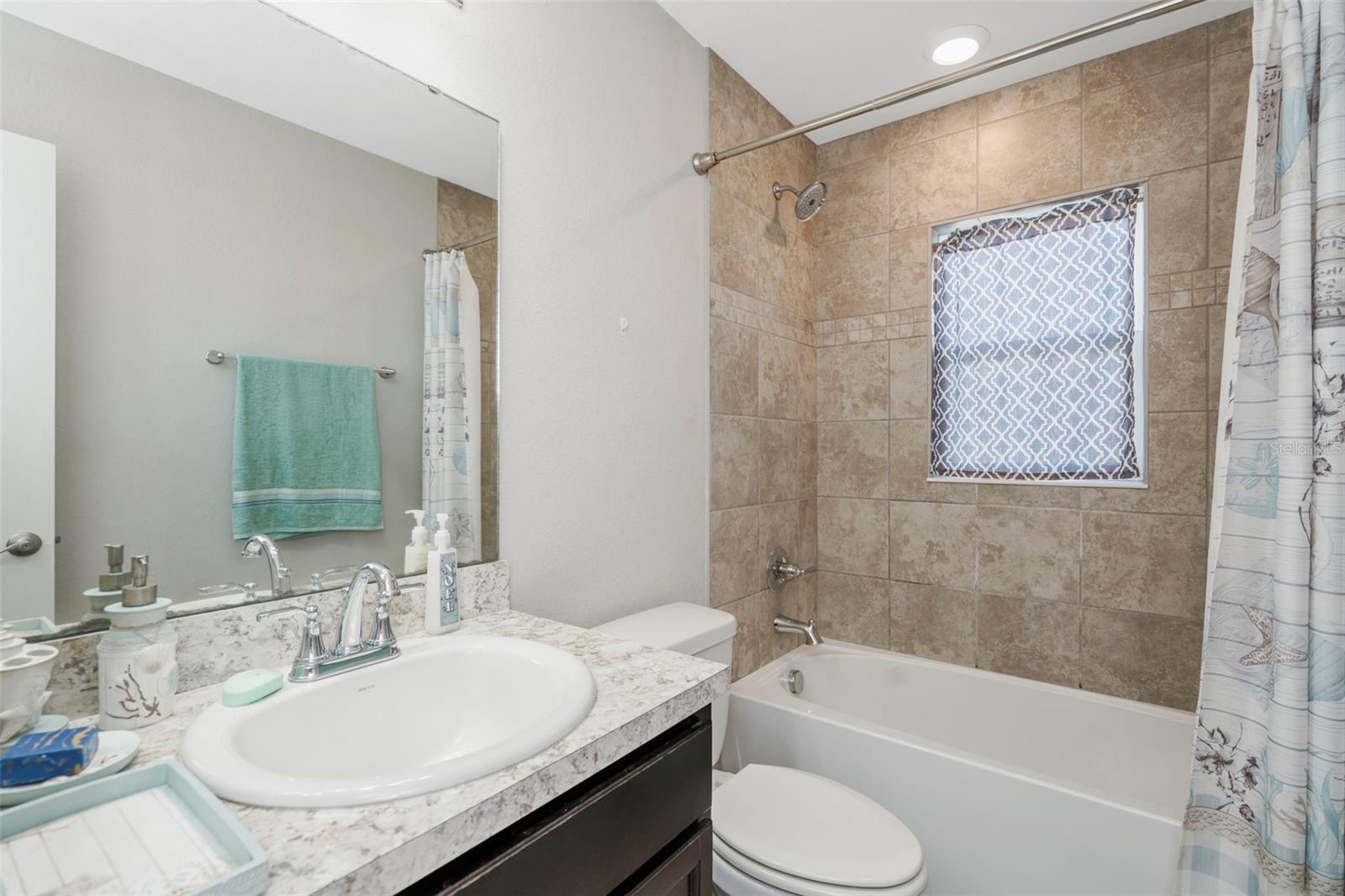 ENCLAVE/LK MYRTLE - Residential