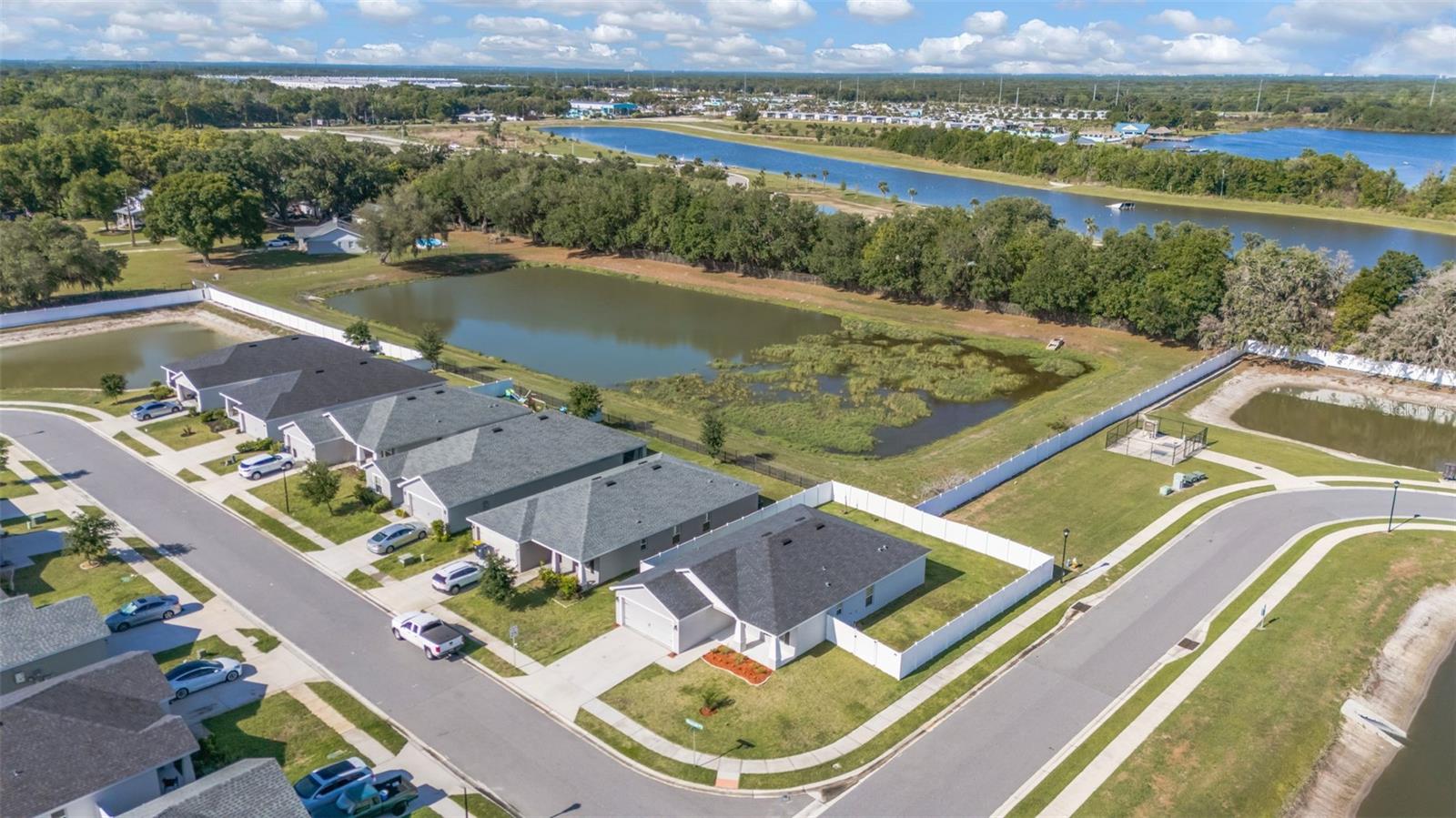 ENCLAVE/LK MYRTLE - Residential