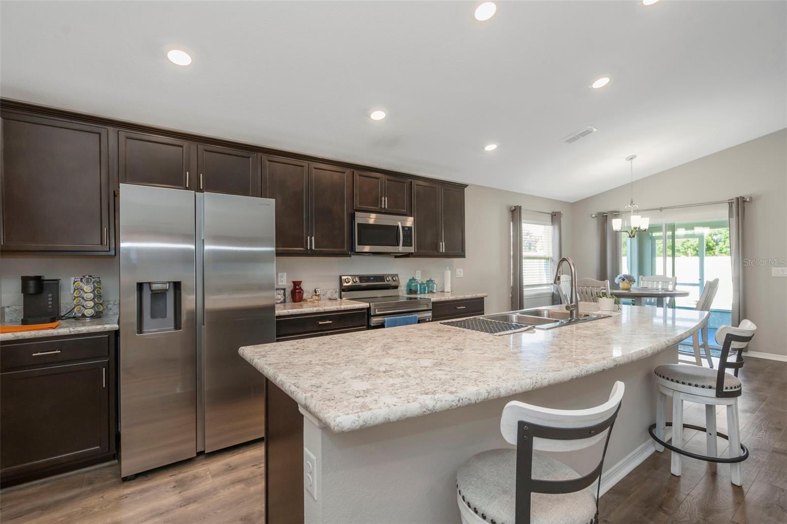 ENCLAVE/LK MYRTLE - Residential