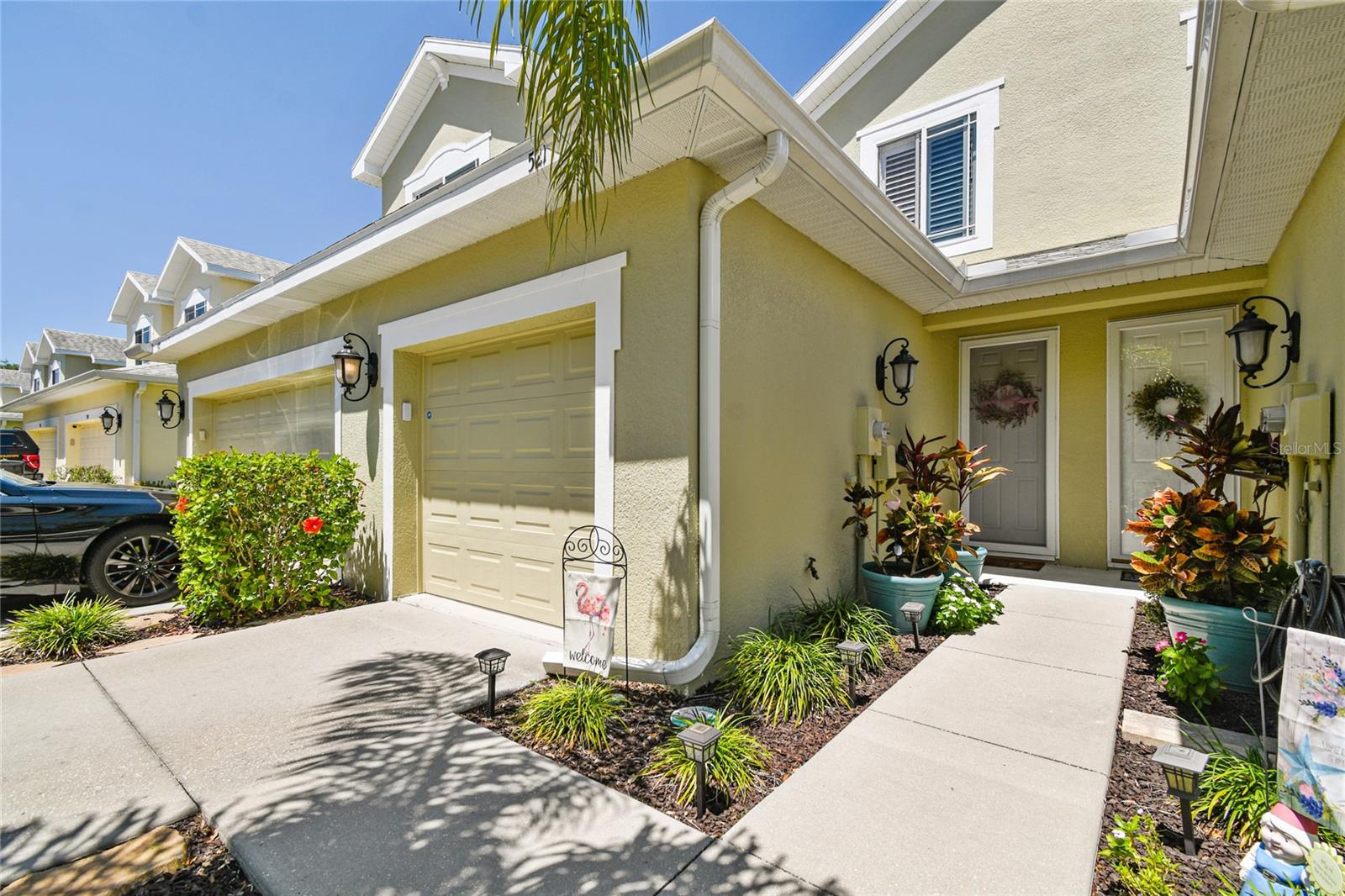 View PALM HARBOR, FL 34683 townhome