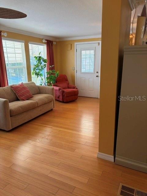 HOLIDAY SHORES MOBILE PARK UNREC - Residential