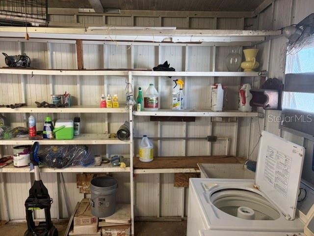 HOLIDAY SHORES MOBILE PARK UNREC - Residential