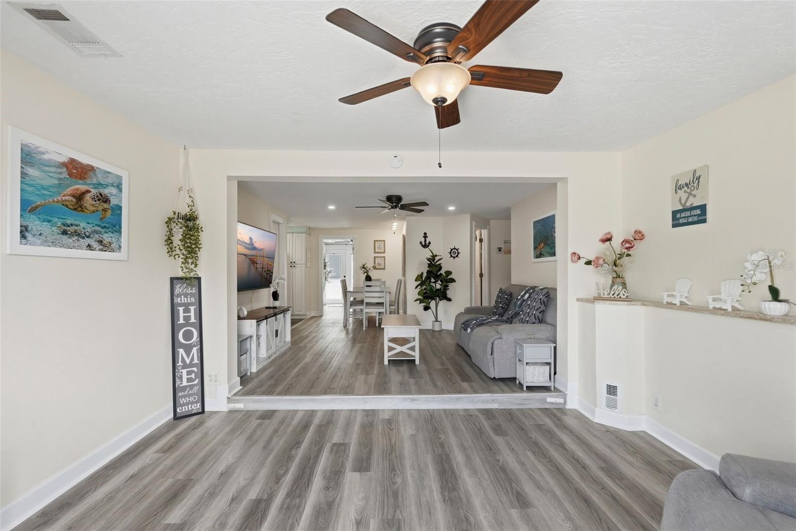 ORANGE LAKE VILLAGE - Residential