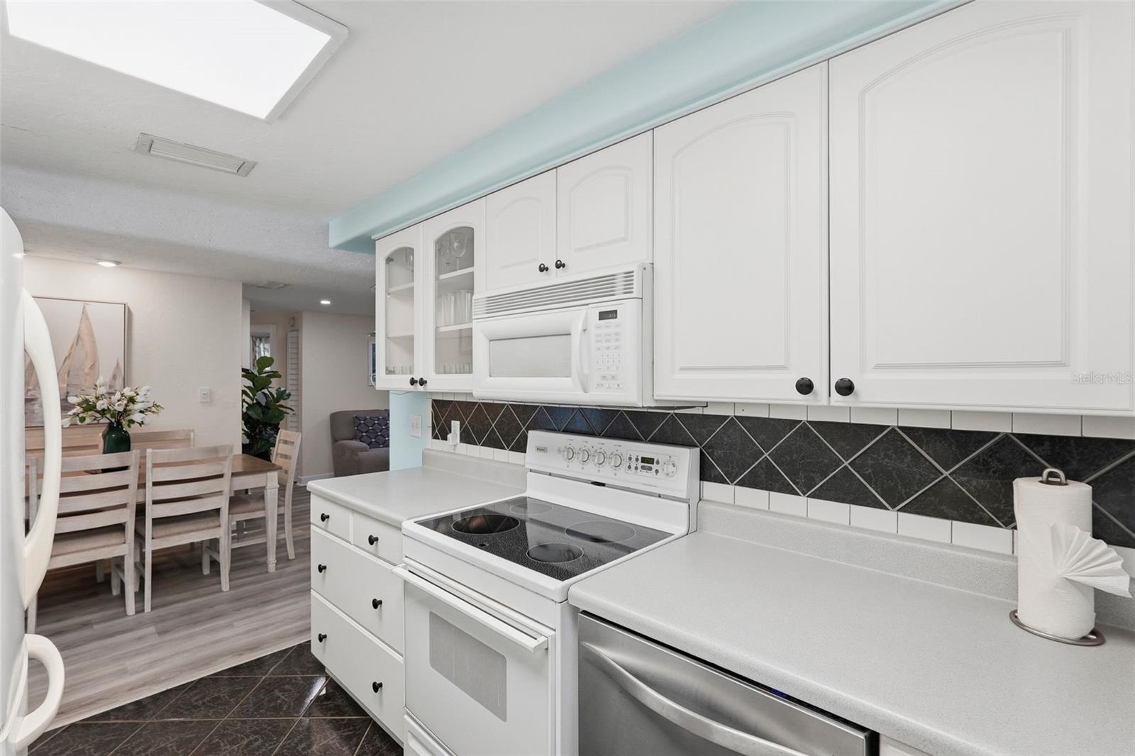 ORANGE LAKE VILLAGE - Residential