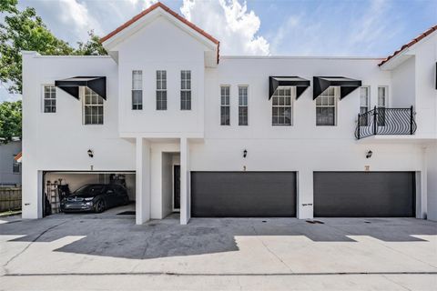 Photo of 3210 W Horatio Street #9, Tampa, FL 33609 (MLS # TB8398856)