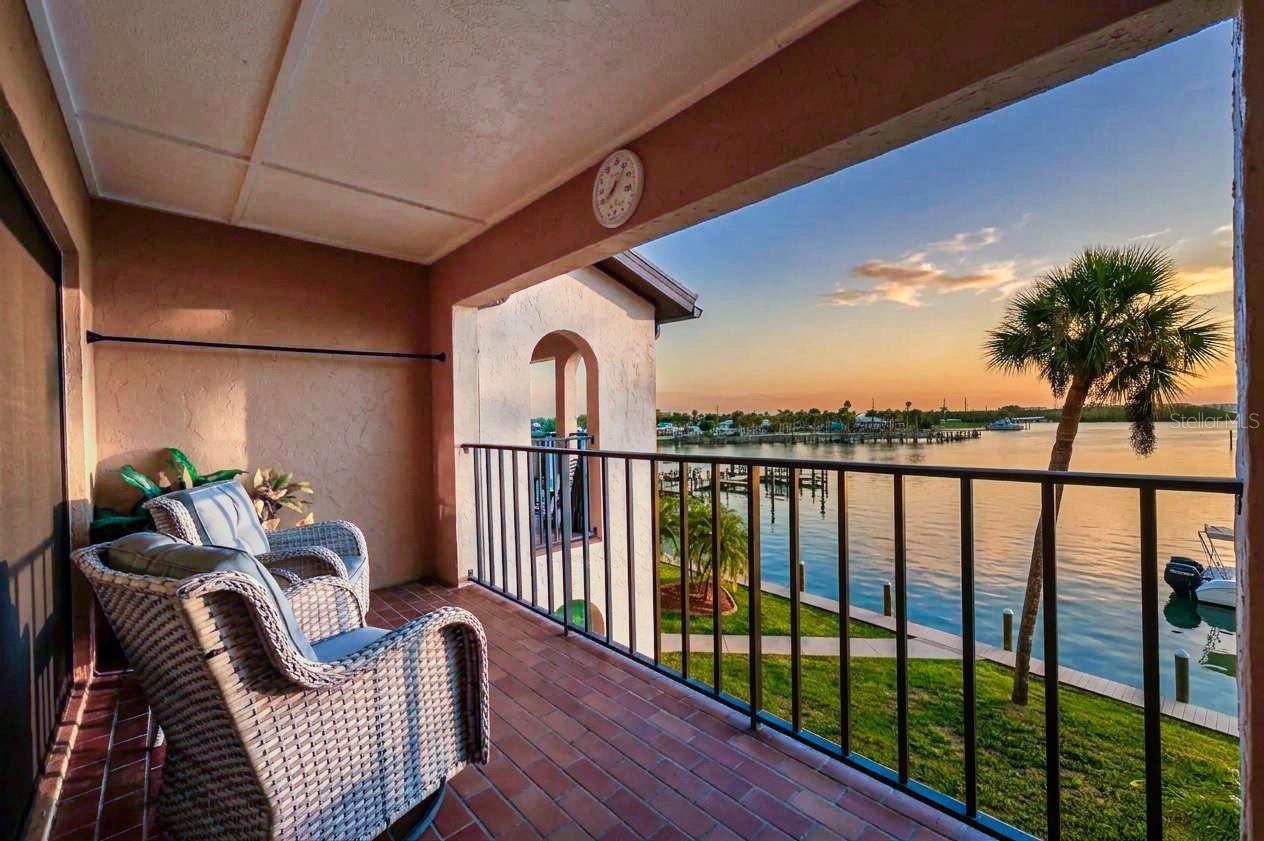 1765 GULF BOULEVARD 203