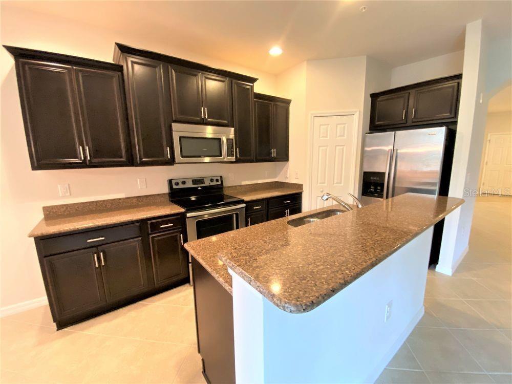 STONEHAVEN PH 4, 5, 6, 7 & 25 - Residential Lease