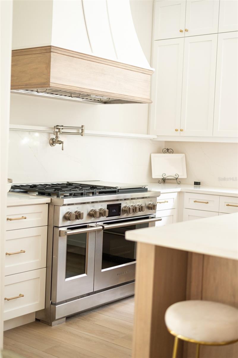 AZEELE PARK - Residential