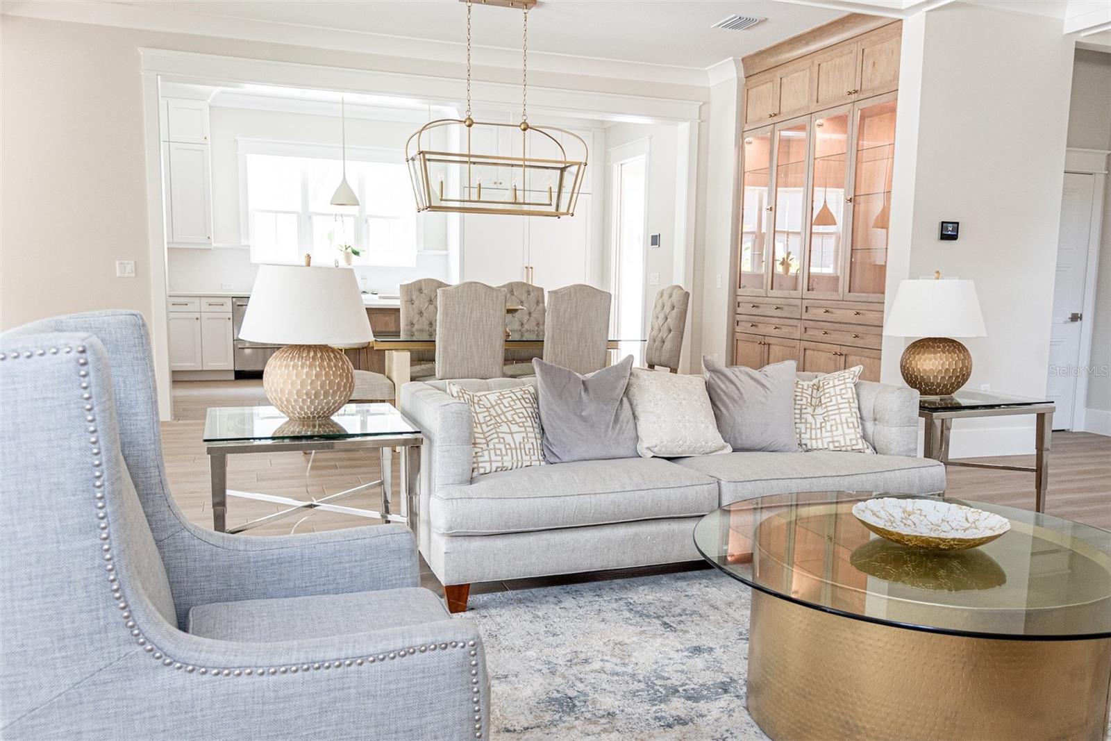 AZEELE PARK - Residential