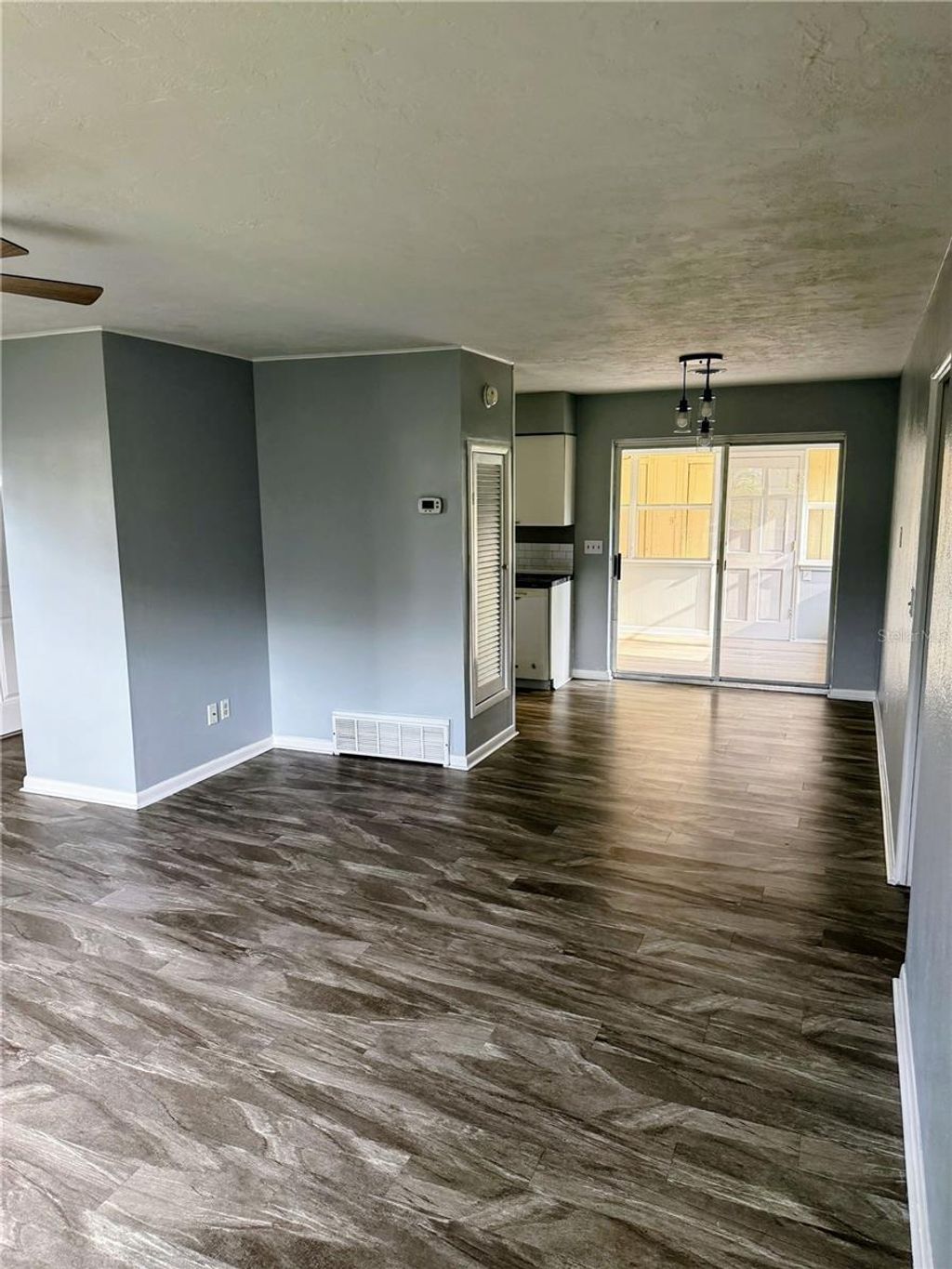 Photo of 1408 37th Street Court W, Bradenton, FL 34205 (MLS # A4697048)