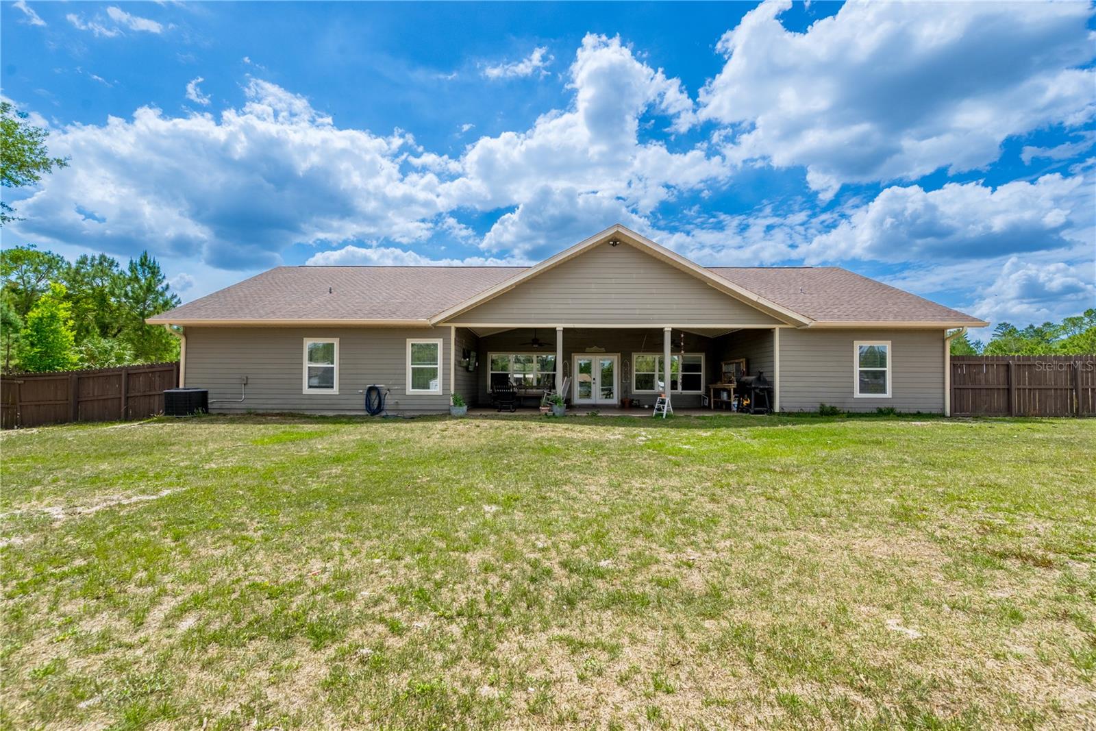 BUCK BAY PH 3 - Residential