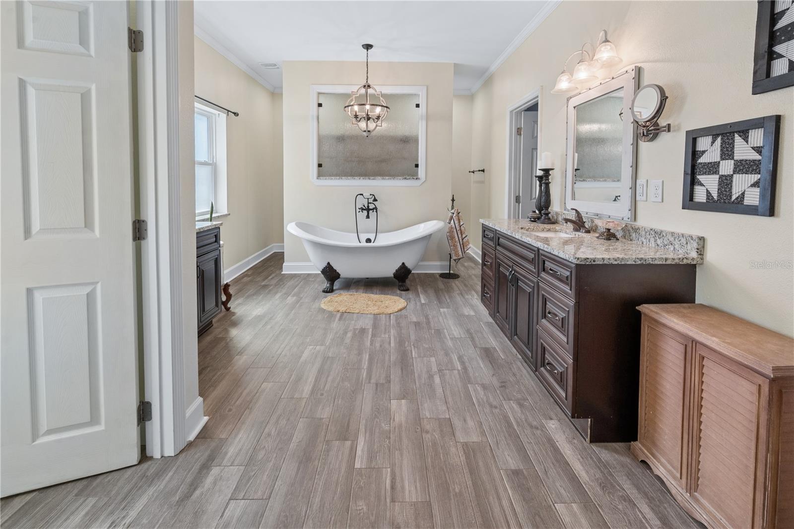 BUCK BAY PH 3 - Residential