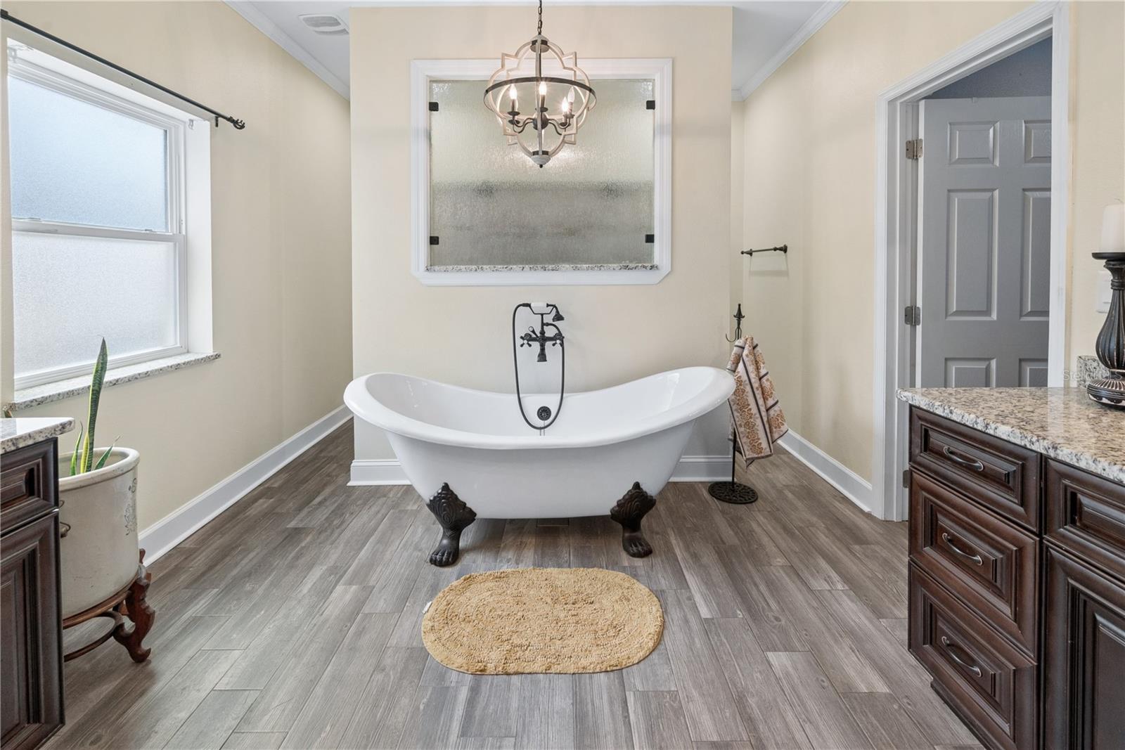 BUCK BAY PH 3 - Residential